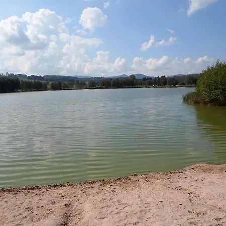 Les Pinasses Campsite