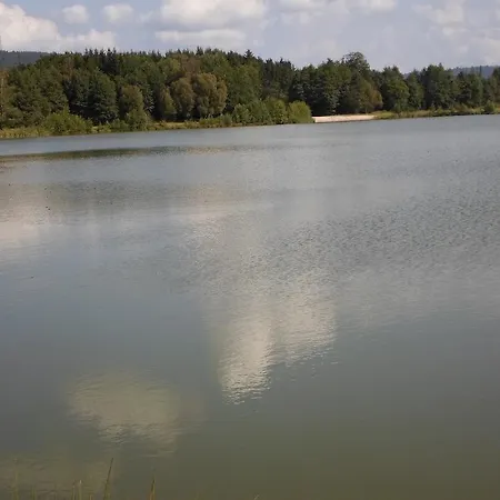 Kemping Les Pinasses 3*