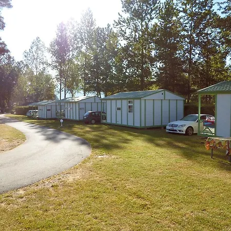 Les Pinasses 3* La Chapelle (Lorraine)