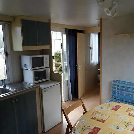 Campsite Les Pinasses