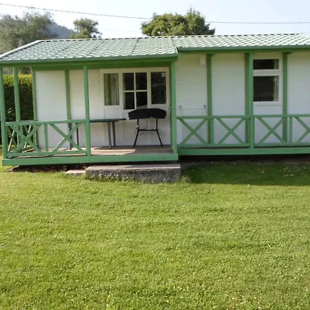 Kemping Les Pinasses 3*