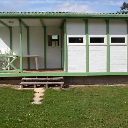 Les Pinasses Campsite 3*