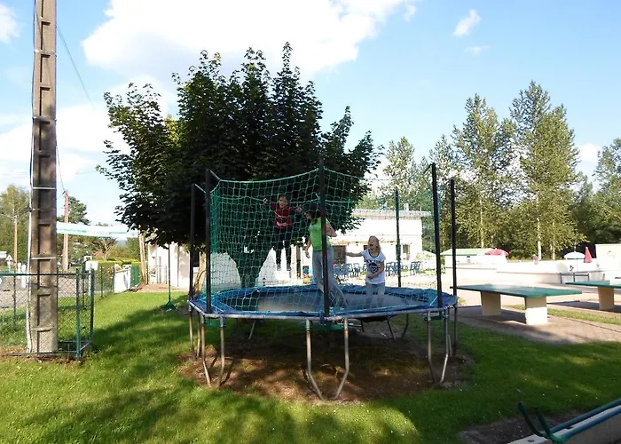 Kemp Les Pinasses 3*