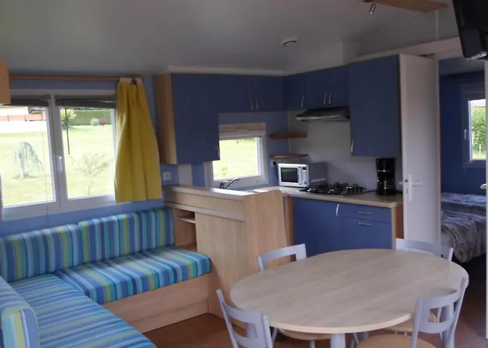 Les Pinasses 3* La Chapelle (Lorraine)