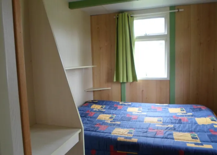 Les Pinasses Kemp 3*