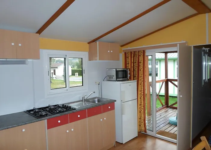 Les Pinasses Kemp La Chapelle (Lorraine)